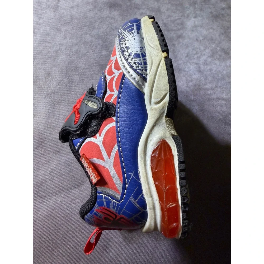 Marvel Spider-Man Ground Up Toddler Light Up Sneakers Blue Red Size 6 Toddler